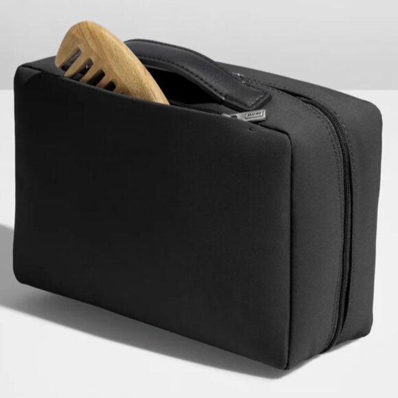 AWAY - The Small Toiletry Bag - Picture 6 of 6